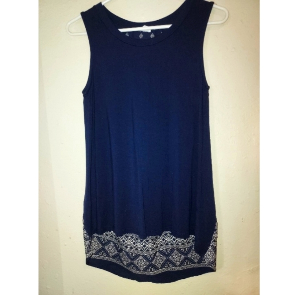 Women's Sleeveless Blouse